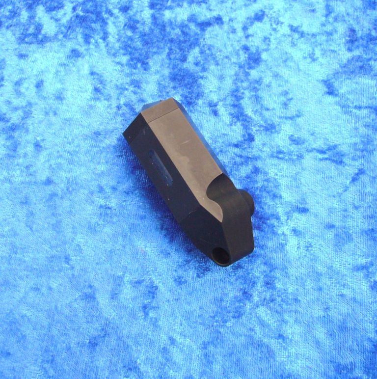 CNC Bremsbehälter Modell: Zeitmaschine S CNC Bremsbehälter Modell: Zeitmaschine S