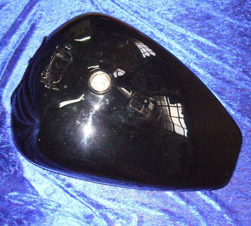 Tank Modell: VZR 1800 Pop Off Tank Modell: VZR 1800 Pop Off