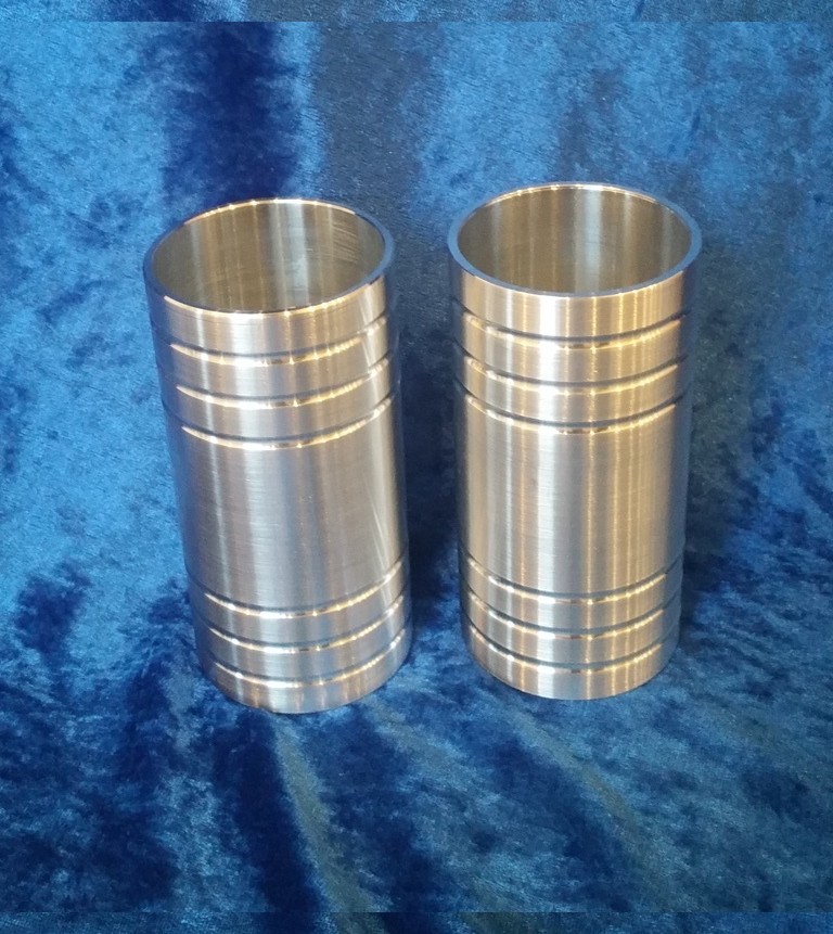 CNC Dämpfercover Modell: XJR N CNC Dämpfercover Modell: XJR N